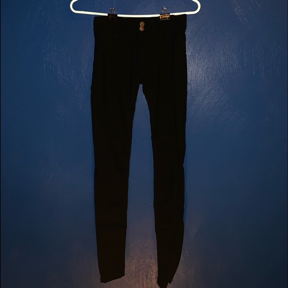 jegging black pants